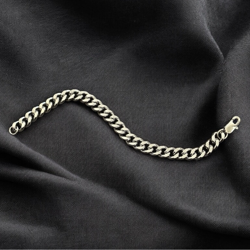 Cuban Stainless Steel 8.3 inch long and 10mm width men’s bracelet - FINAL PRICE! - Picture 3 of 3